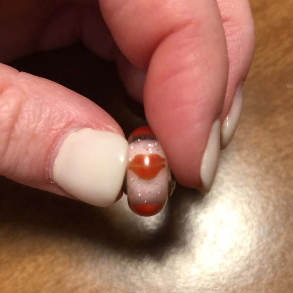Kisses all around authentic Pandora charm